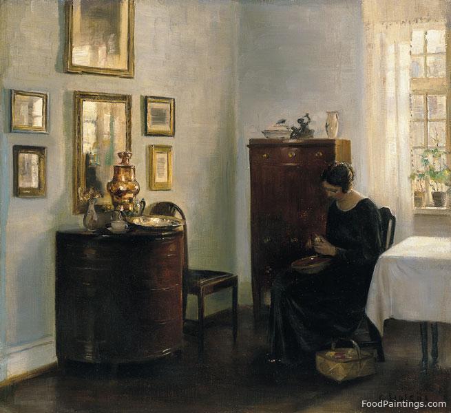 Woman with Fruit Bowl - Carl Holsoe - c. 1900-1910